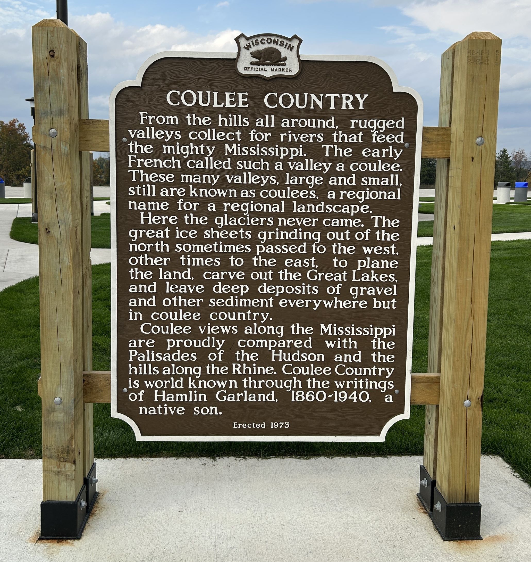 Sparta rest area coulee country sign